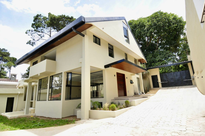 Espectacular Casa en Venta San Lucas Sacatepequez - Miniatura 27
