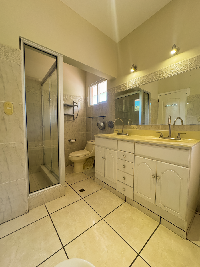 Casa en venta en Portones de Madreselva - 25