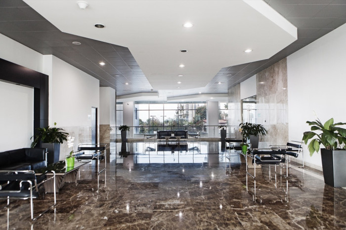 Oficinas en Venta de 2 niveles en Zona 10 Guatemala