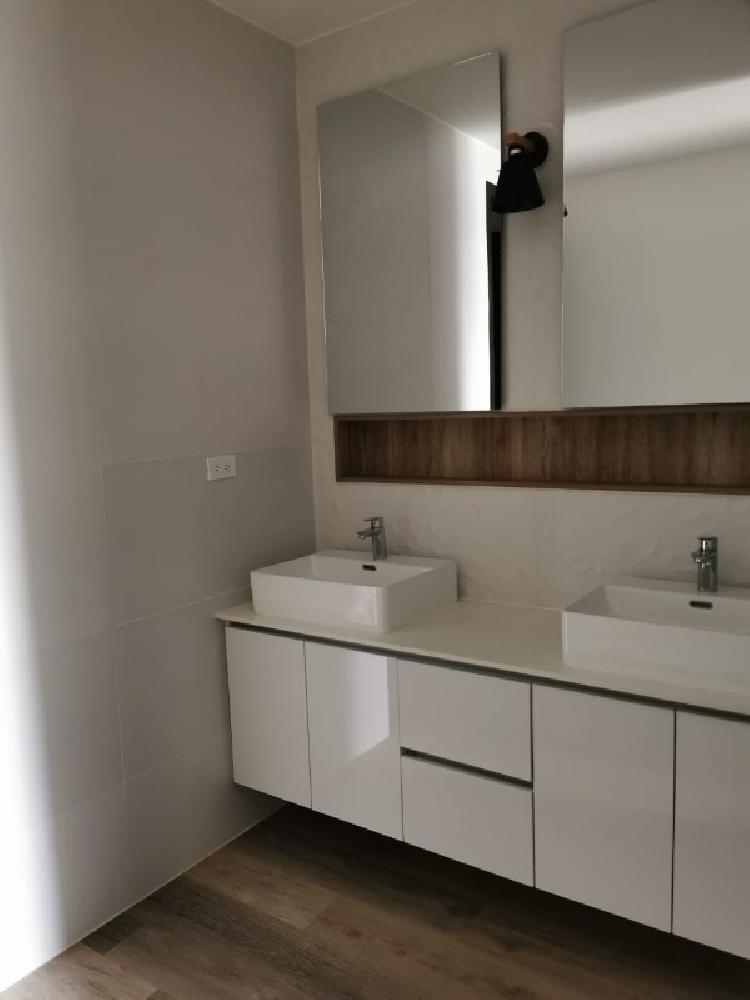 APARTAMENTO EN RENTA EN ZONA 14/MUNDO INMOBILIARIO — foto 5