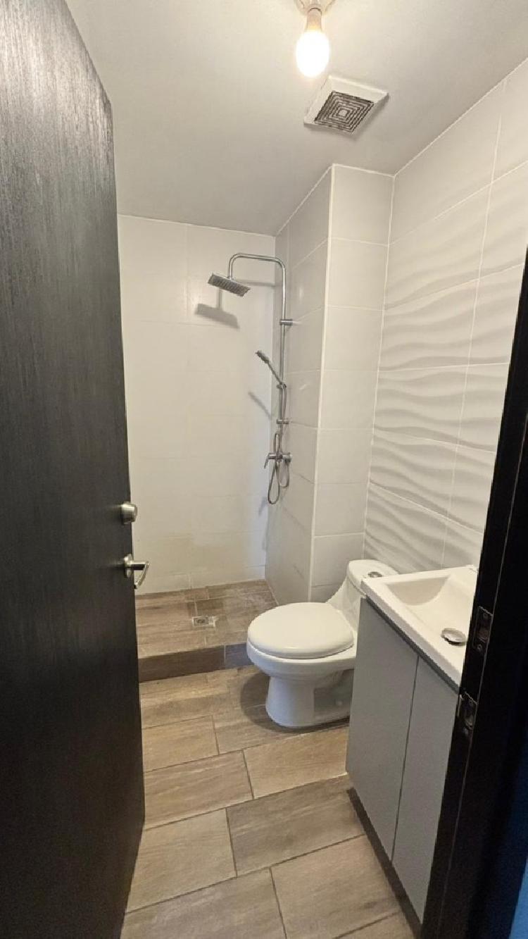 APARTAMENTO EN VENTA – EDIFICIO VIRO | ZONA 11 — foto 8