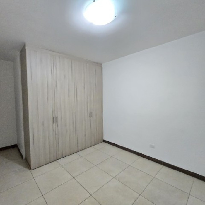 Apartamento en Alquiler Pórtico Zona 7 Guatemala - Miniatura 16