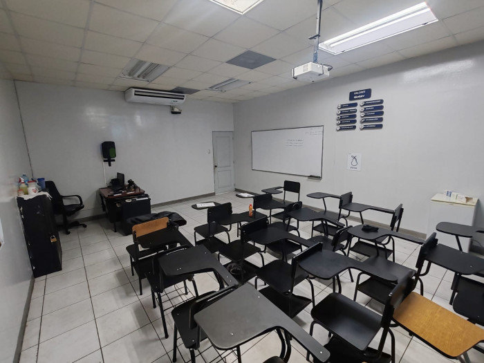 Oficina amplia en alquiler en San Antonio Abad — foto 5