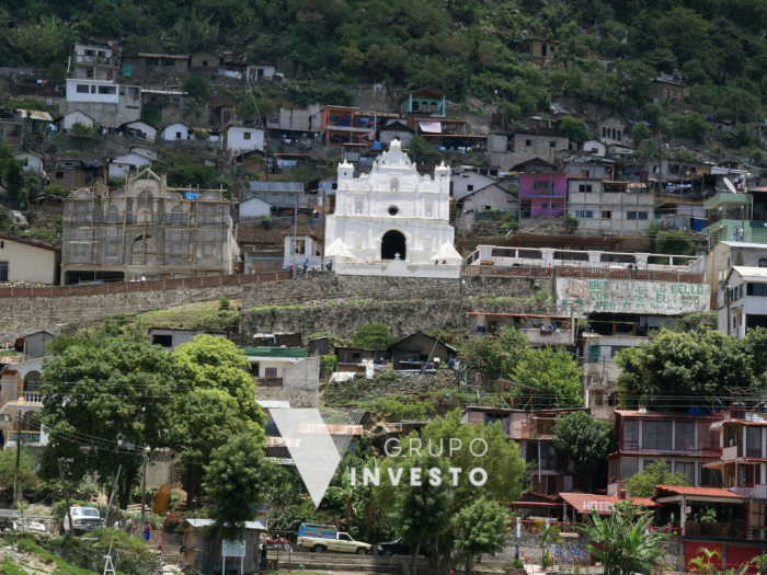 Terrenos en venta con vista al Lago de Atitlán. - 10
