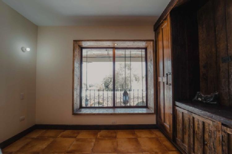 CASA EN VENTA CON. HACIENDA DEL COMENDADOR N2, ANTIGUA — foto 2