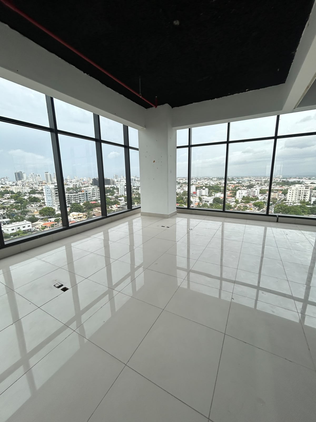 Local Corporativo en Renta en El Millon, Santo Domingo - 1