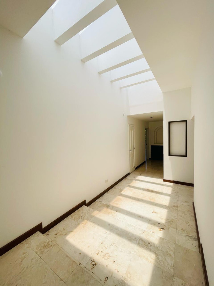 RESIDENCIA EN #VENTA EN ZONA EXCLUSIVA - 5