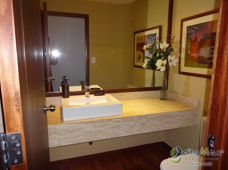 Apartamento en renta en zona 14 ciudad Guatemala - Image 1
