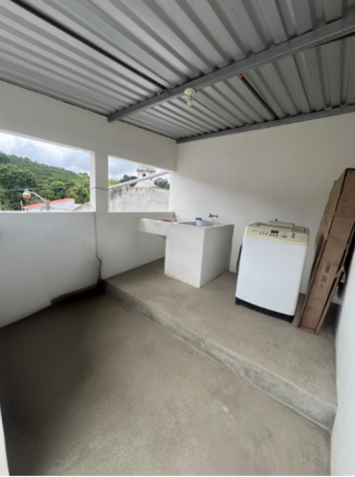 Hermosa Casa moderna en Venta a 10 minutos de Antigua - Miniatura 27