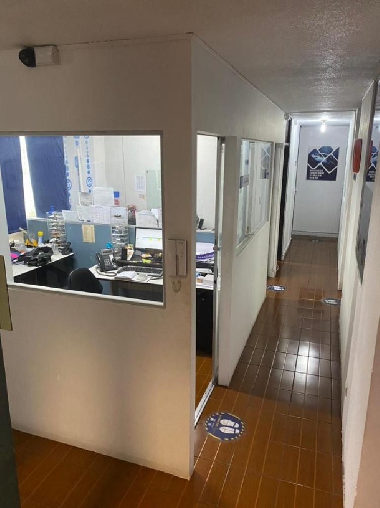 Vendo Casa con Dos Bodegas en zona 3 de Mixco