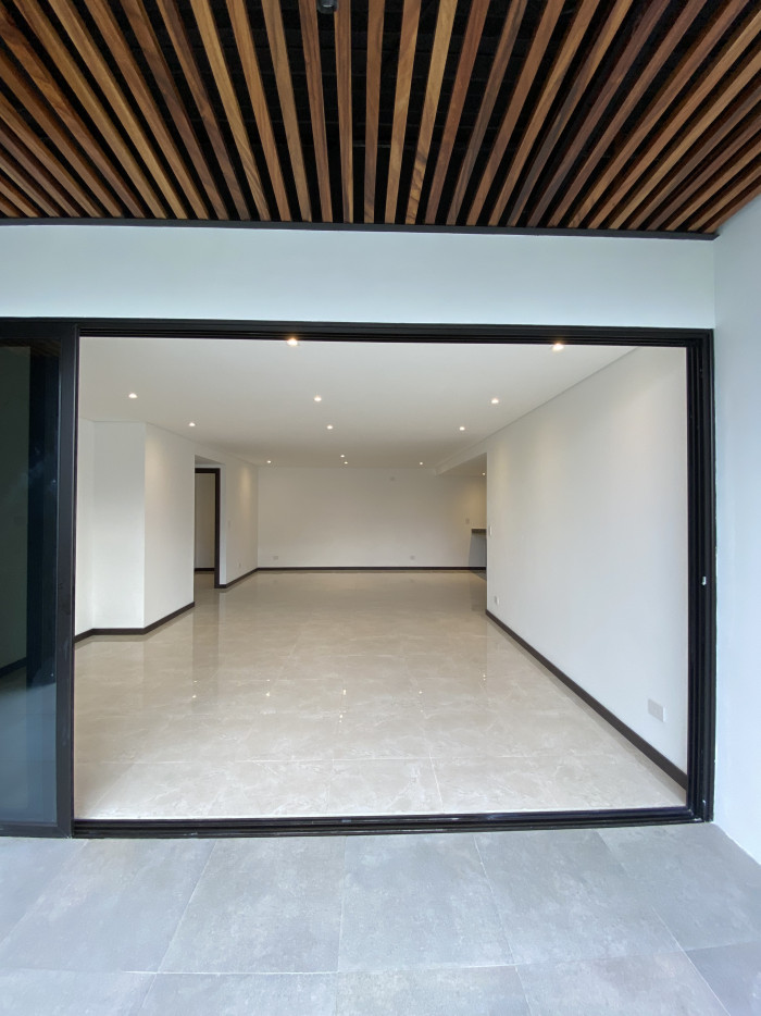 LUJOSO y EXCLUSIVO APARTAMENTO NUEVO EN VH2 - Image 5