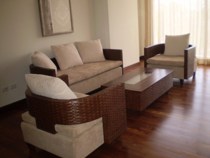 Apartamento amueblado en renta en zona 10 Guatemala - Miniatura 18