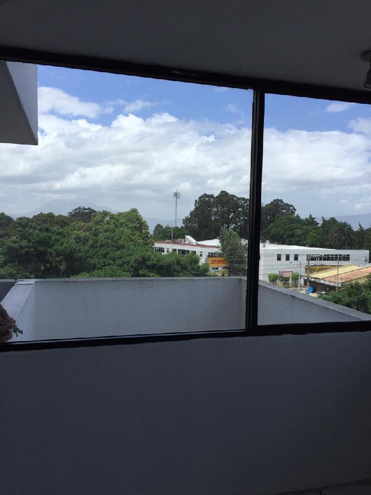 Apartamento en renta en buena ubicación zona 13. — foto 3