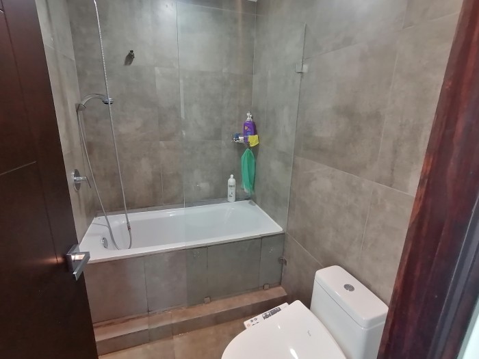 APARTAMENTO EN VENTA LIV NIVEL ALTO ZONA 15 VHI - Image 3