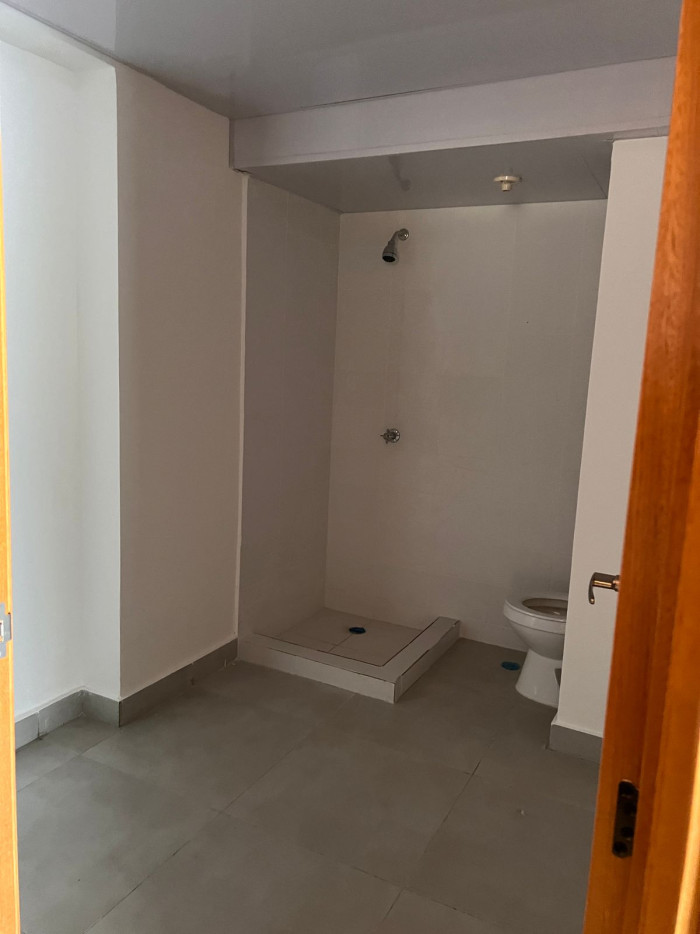 Apartamento en alquiler en Evaristo Morales — foto 3