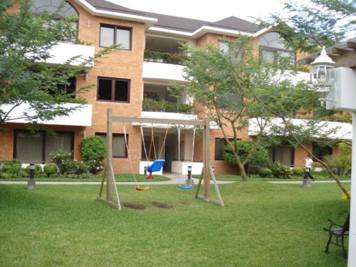 Apartamento en Alquiler en Oakland Villas zona 10 Guate - Miniatura 17