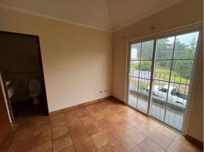 Casa en Venta en Carretera a El Salvador! - Miniatura 12