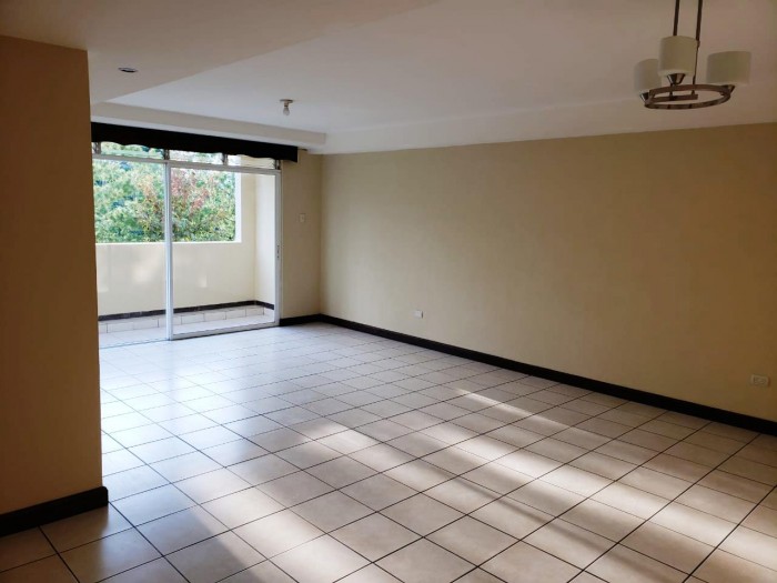 ZONA 16. RENTO APARTAMENTO EN VILLAS DE SAN ISIDRO — foto 2