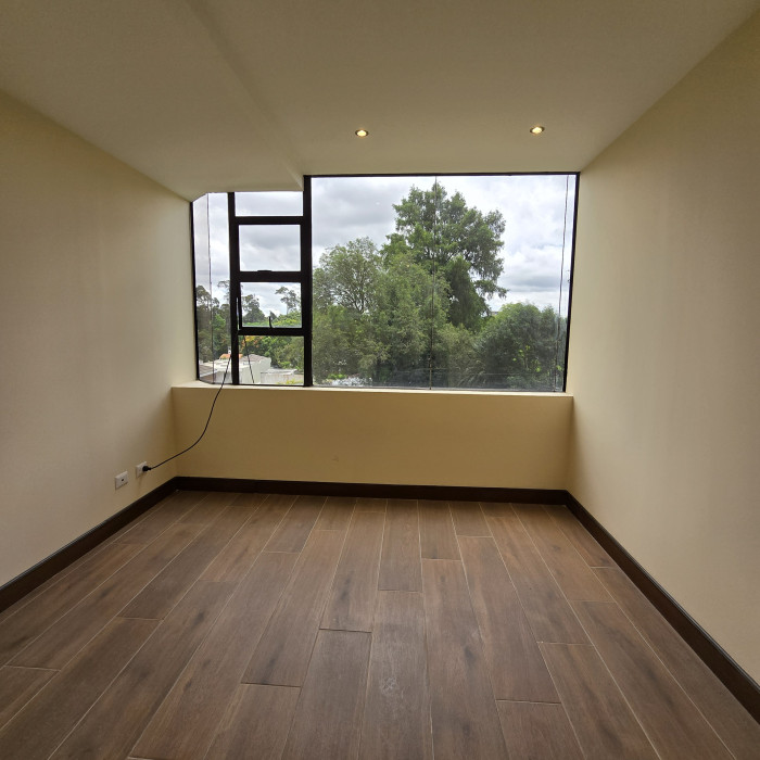En venta apartamento en Oakland zona 10 Guatemala - Miniatura 20