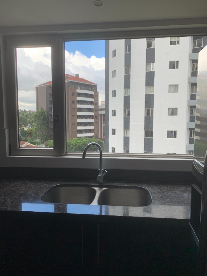 Plus Real Estate, renta apartamento en zona 14