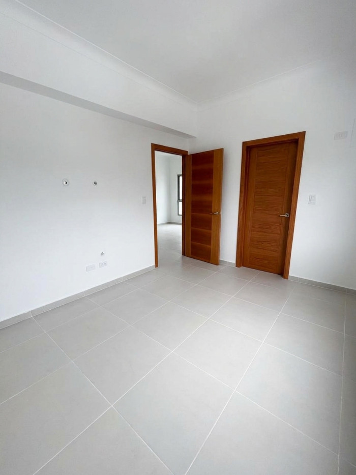 Apartamento en alquiler nuevo en Evaristo Morales — foto 12