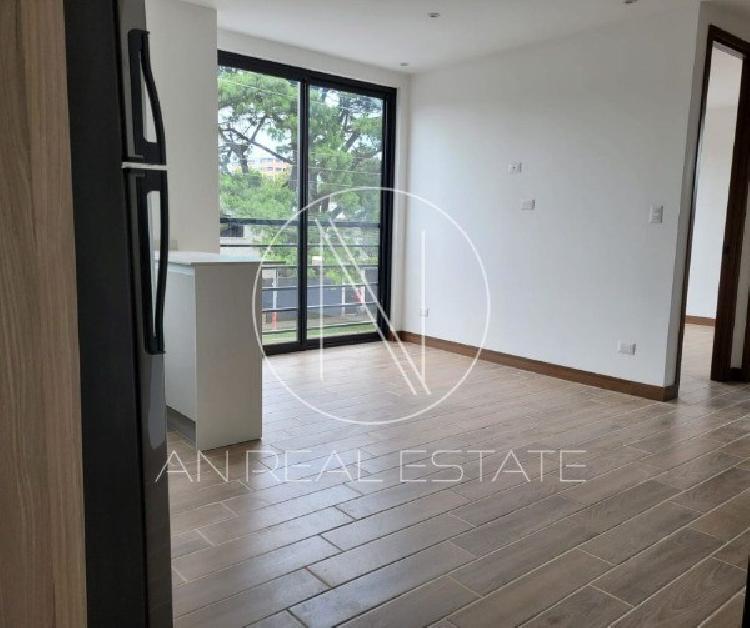 APARTAMENTO EN RENTA EN ZONA 14 — foto 8