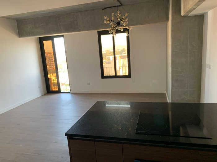 Apartamento en renta zona 14 cerca Europlaza - Image 3