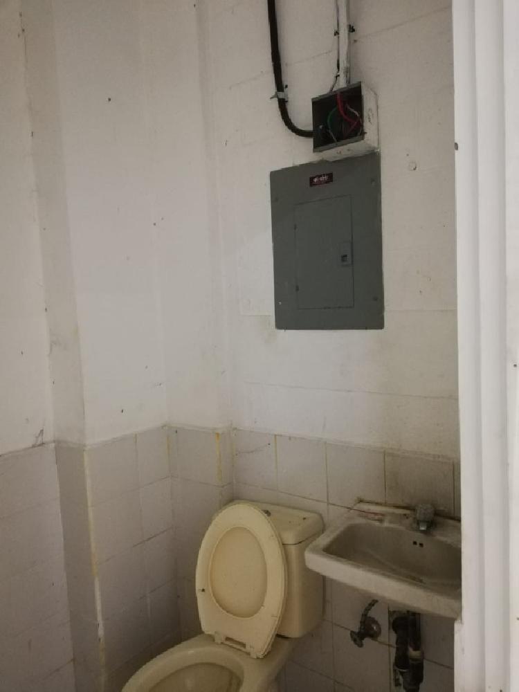 LOCAL COMERCIAL EN RENTA / VENTA EN PLAZA AMERICAS - 1