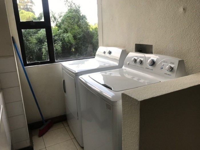 Alquiler de apartamento en edificio Zona 14 Guatemala - Miniatura 3