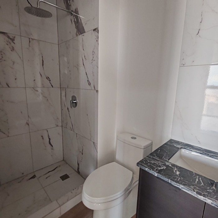 Apartamento en venta en zona 11 Mariscal Altaire - Image 5