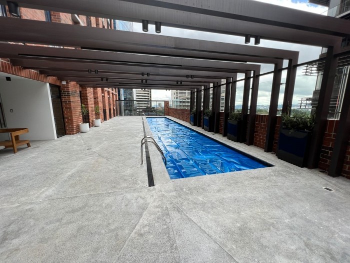Apartamento amueblado NUEVO para estrenar en zona 10 - Miniatura 8