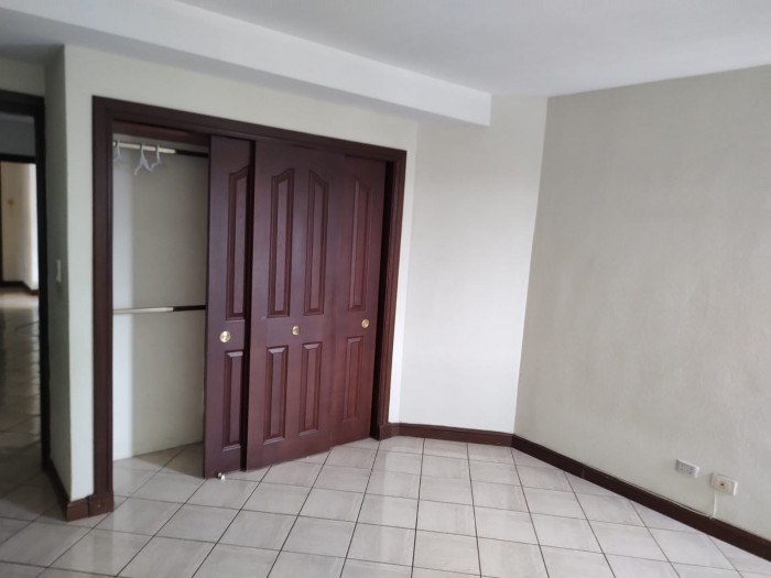 Plus Real Estate renta apartamento en zona 14 — foto 4