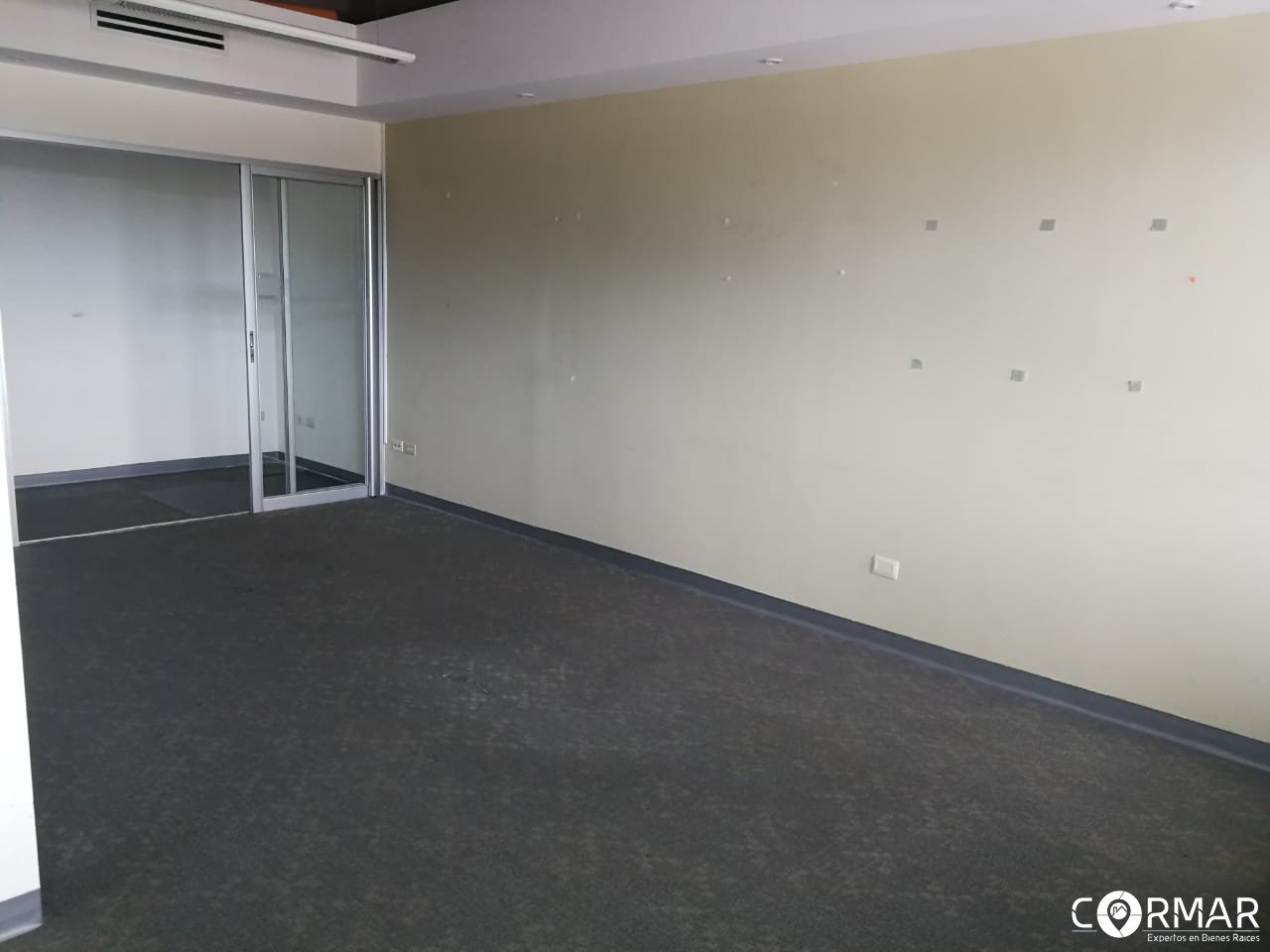Oficina en alquiler, zona 15 VH2 - Edificio Avante - Image 1