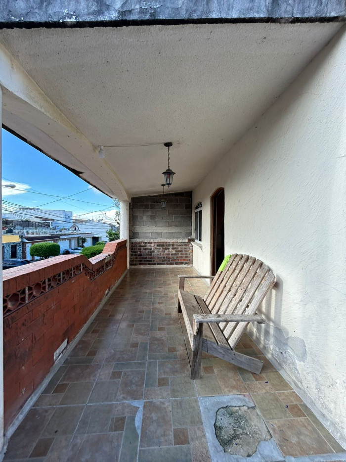 Casa grande en venta en zona 16 Hacienda Real — foto 12