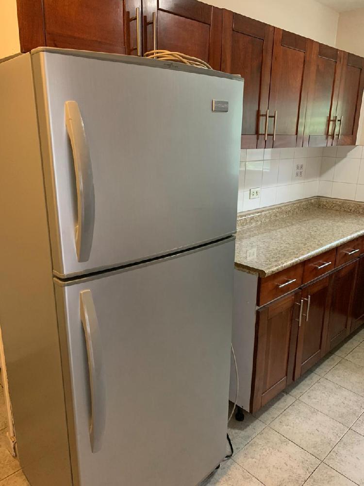 Rento Apartamento en zona 10. — foto 3