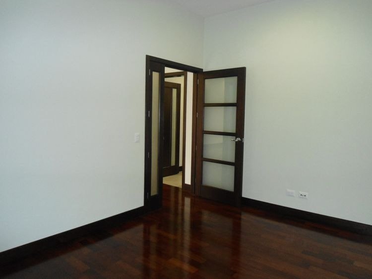 Apartamento en renta en primer nivel zona 14 Guatemala - Miniatura 5