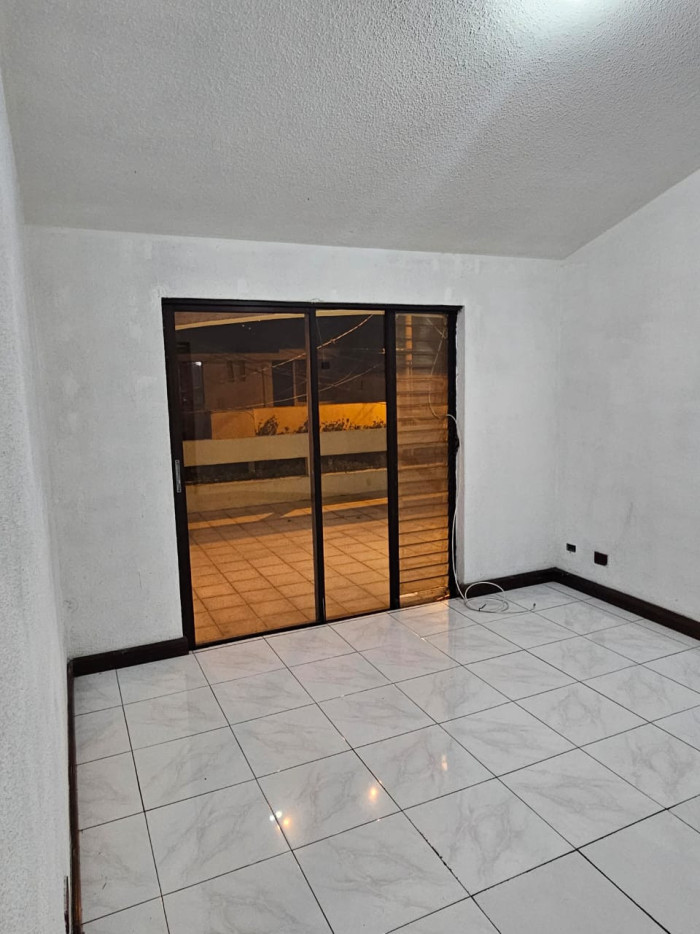 Casa en alquiler en zona 11 las charcas Guatemala - Miniatura 16