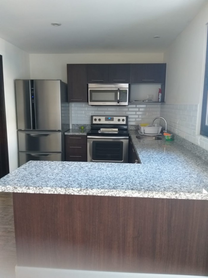 Vendo apartamento en zona 15