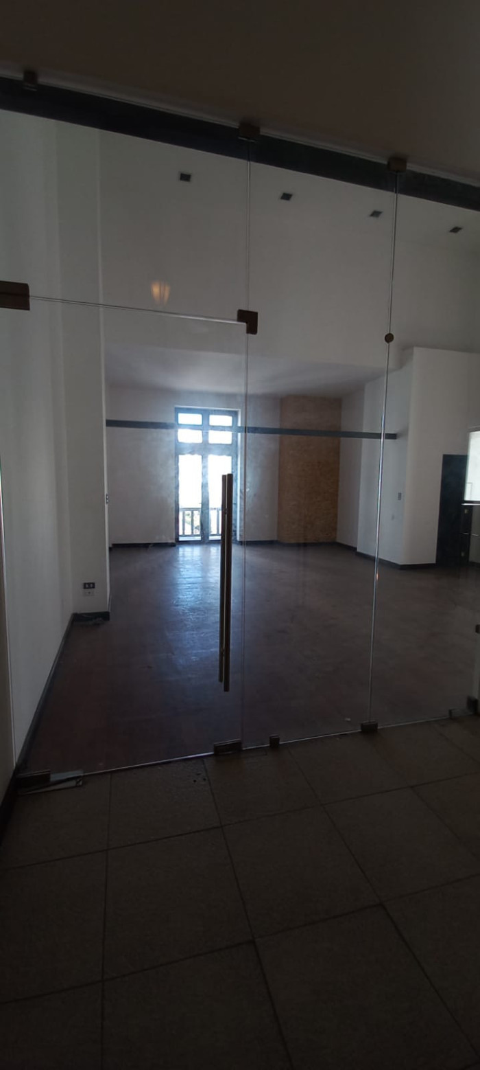 OFICINA EN #RENTA ZONA 16 - Image 3