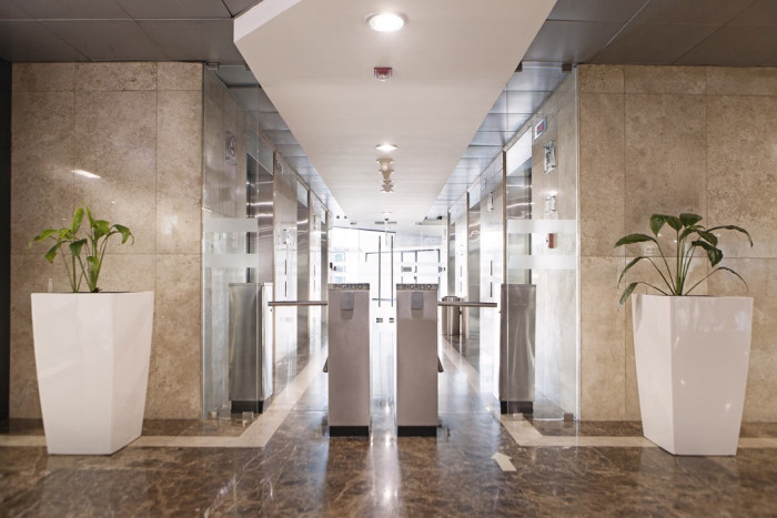Oficinas en Venta de 2 niveles en Zona 10 Guatemala — foto 8