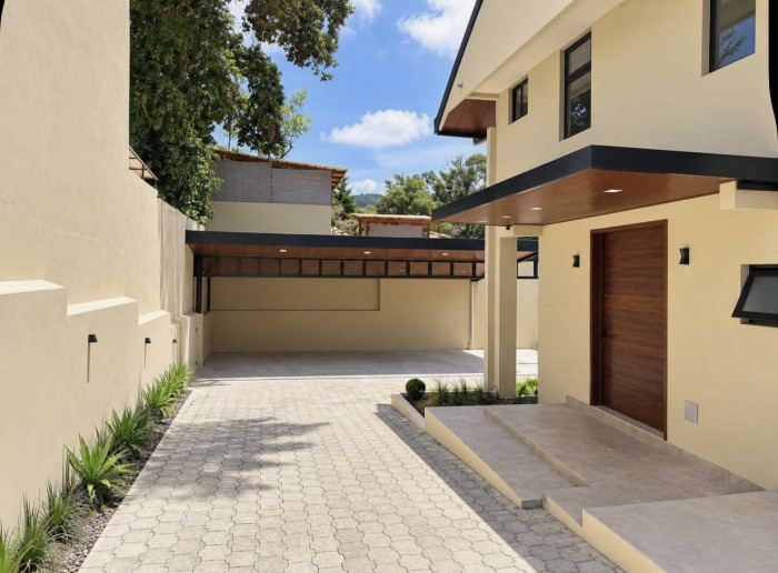 En VENTA casa en San Lucas Sacatepequez en Residencial — foto 4