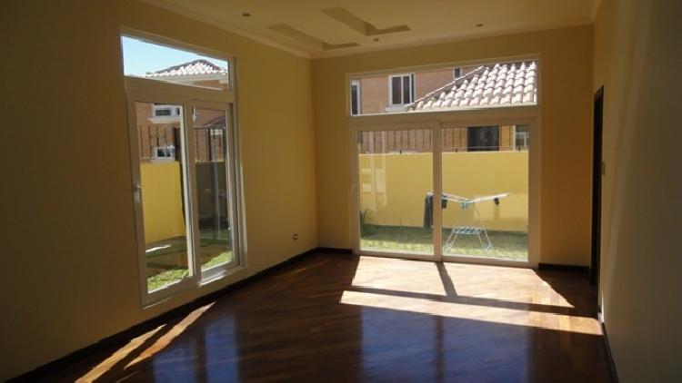 CASA EN RENTA DOS NIVELES, ZONA 15 — foto 15