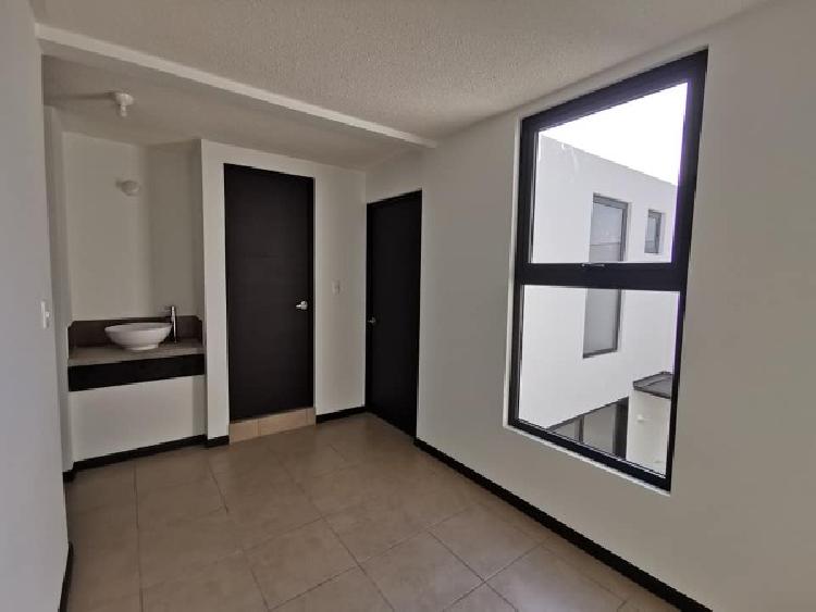 Casa en renta_ Senderos del Comendador_ Ciudad Vieja — foto 2