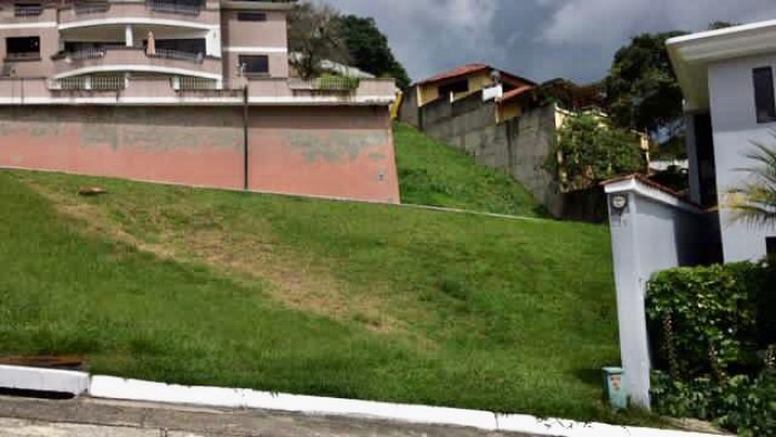 VENDO TERRENO EN SAN RAFAEL LOS GERANIOS KM 9 CES - 2