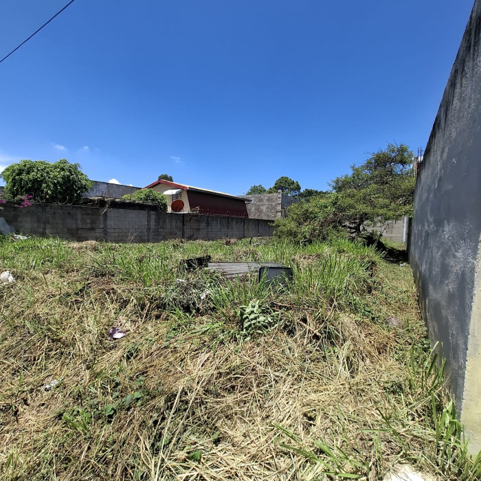 Terreno de venta en Los Eucaliptos zona 8 de Mixco - 1