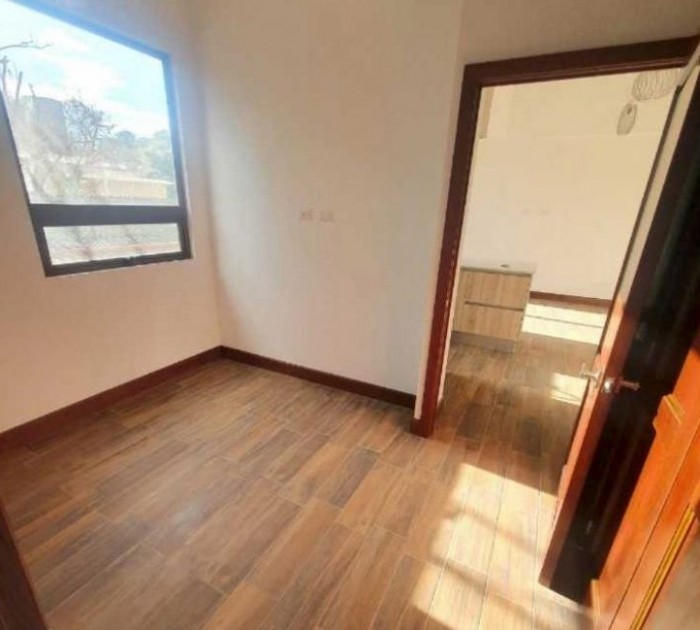 APARTAMENTO TORRE SALVATTORE ZONA 10 - Miniatura 8