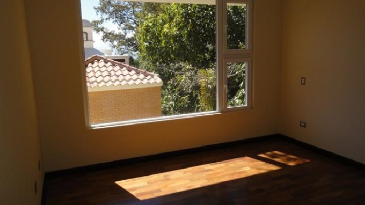 CASA EN RENTA DOS NIVELES, ZONA 15 — foto 13