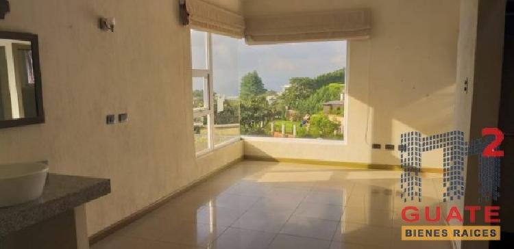 Casa de 800 m2 de construcción en Venta, Santa Catarina