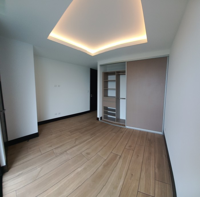 APARTAMENTO EN RENTA EN EDIFICIO BADEN ZONA 15 - Miniatura 11