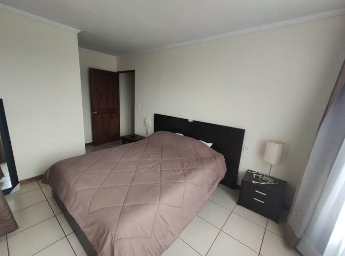 Apartamento en #renta zona 10 - Image 5